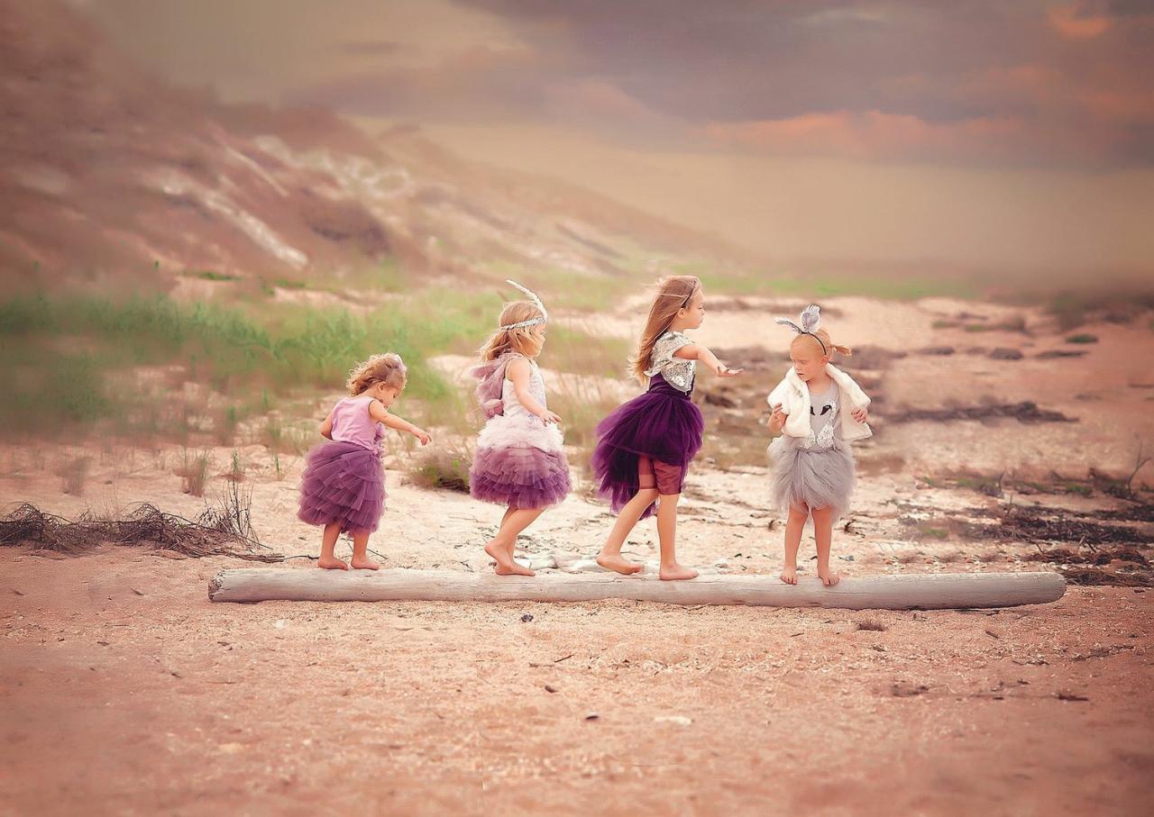 Clothes retouching Baby Clothing Ideas for Family Photoshoots