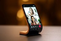 Motorola Shows Off Flexible Screen Smartphone Concept