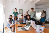 Using Social Proof and Reviews to Boost Fashion Purchases Online